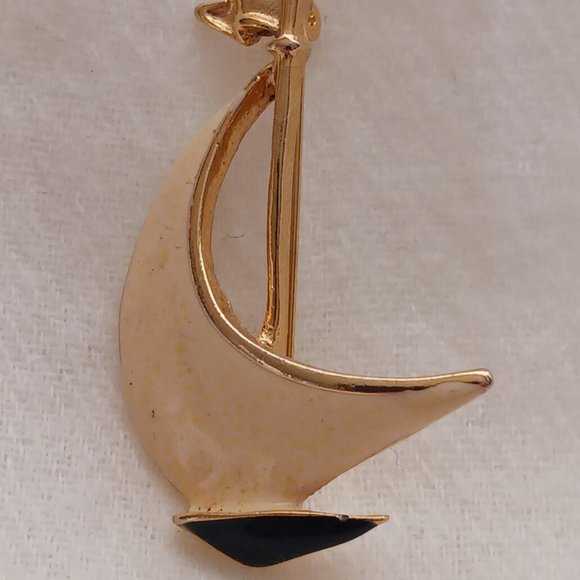 Lot of 10 Vintage Pins New and Used Various Styles - Picture 5 of 14